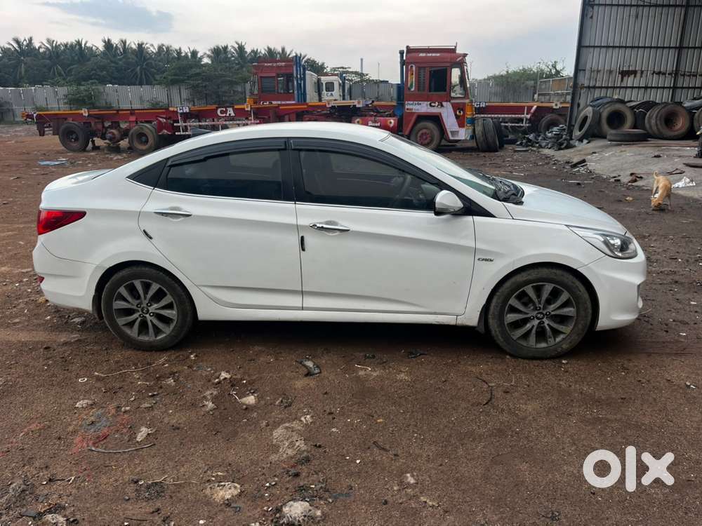 Hyundai Fluidic Verna 2014