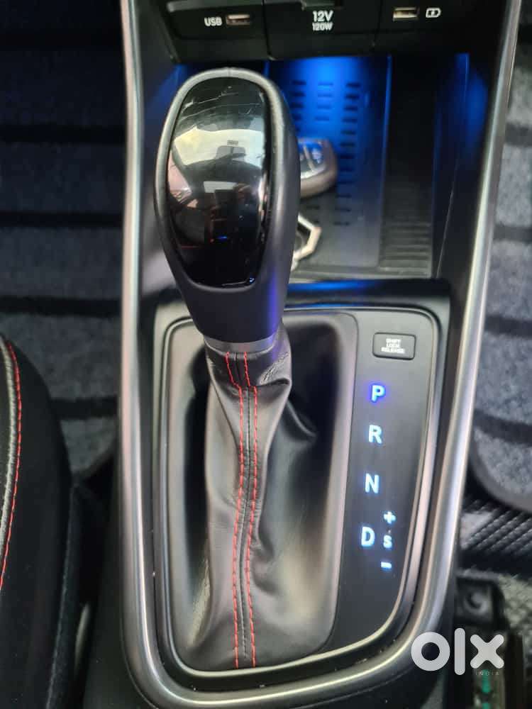 Hyundai I20 Asta (o) 1.0 Turbo Dct, 2022, Petrol