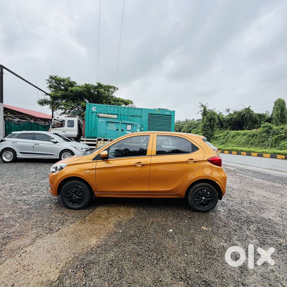 Tata Tiago 1.2 Revotron Xt, 2017, Petrol