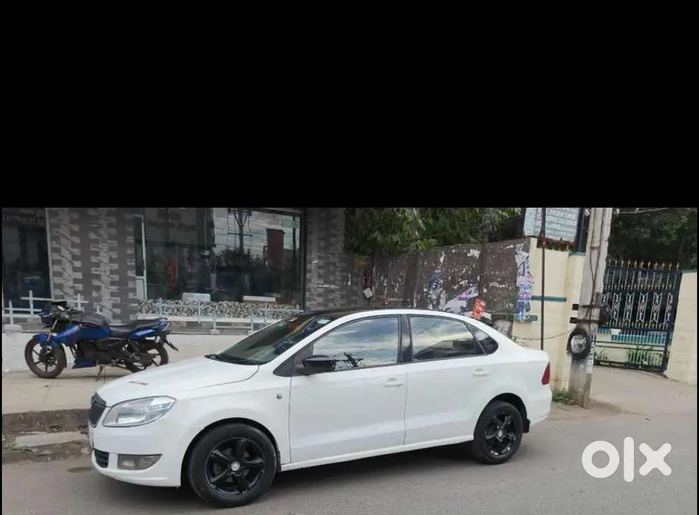 Skoda Rapid 2013 Diesel 150000 Km Driven