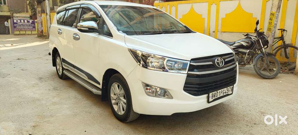 Toyota Innova Crysta 2.4 G Mt 7 Str, 2016, Diesel