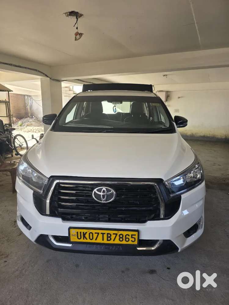 Innova Crysta 2019