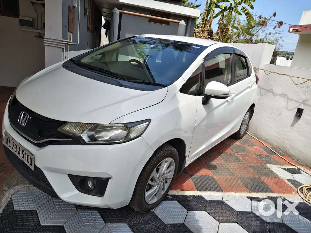 Honda Jazz 1.2 V Cvt (2016) – Automatic With Paddle Shifters