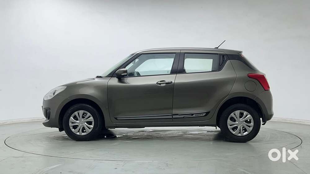 Maruti Suzuki Swift Amt Vvt Vxi, 2022, Petrol
