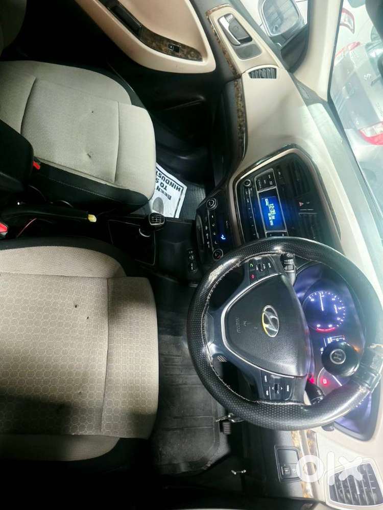 Hyundai Elite I20 Sportz (o) 1.4, 2015, Diesel