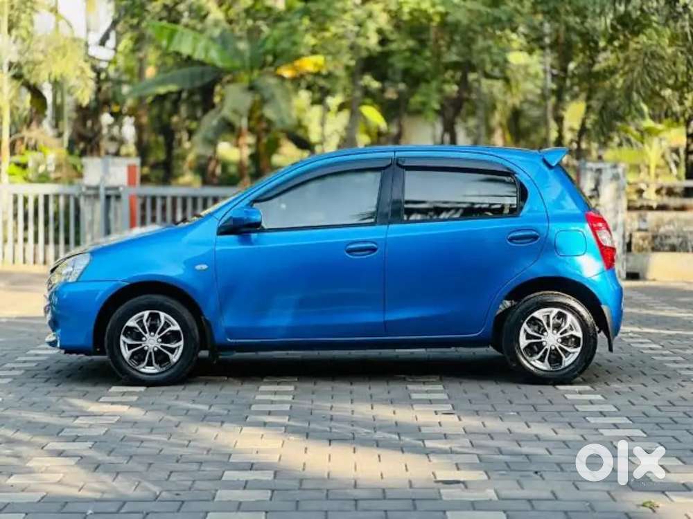 Toyota Etios Liva 2012