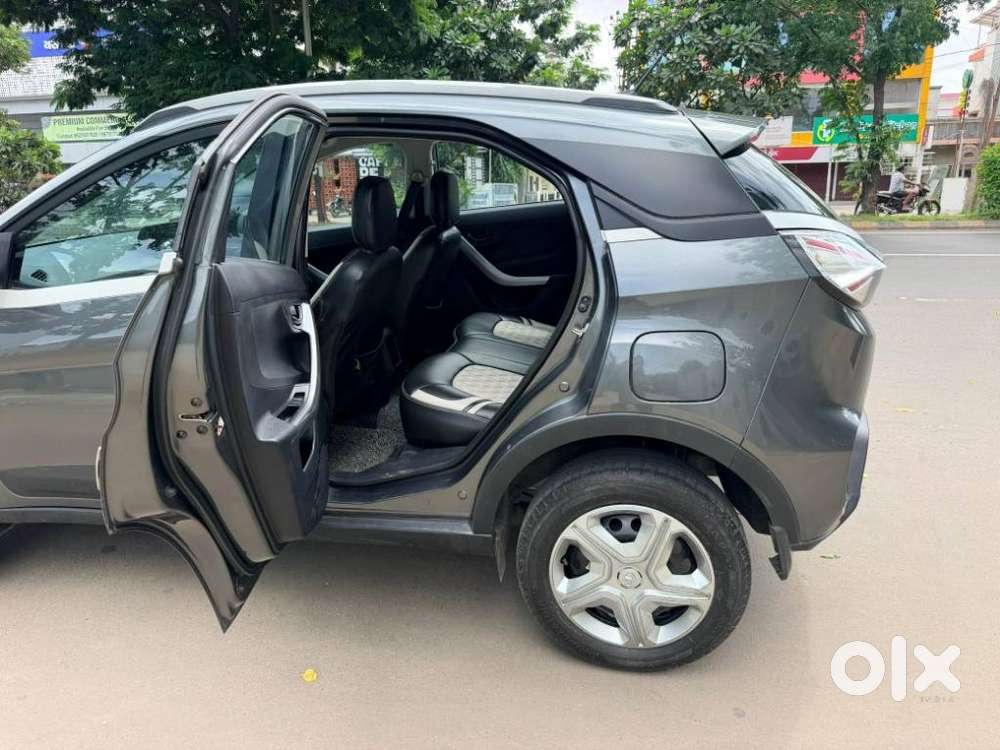 Tata Nexon 1.2 Revotron Xm (s), 2023, Petrol