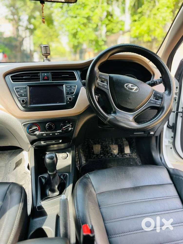 Hyundai I20 Sportz 1.2 Vtvt, 2019, Petrol