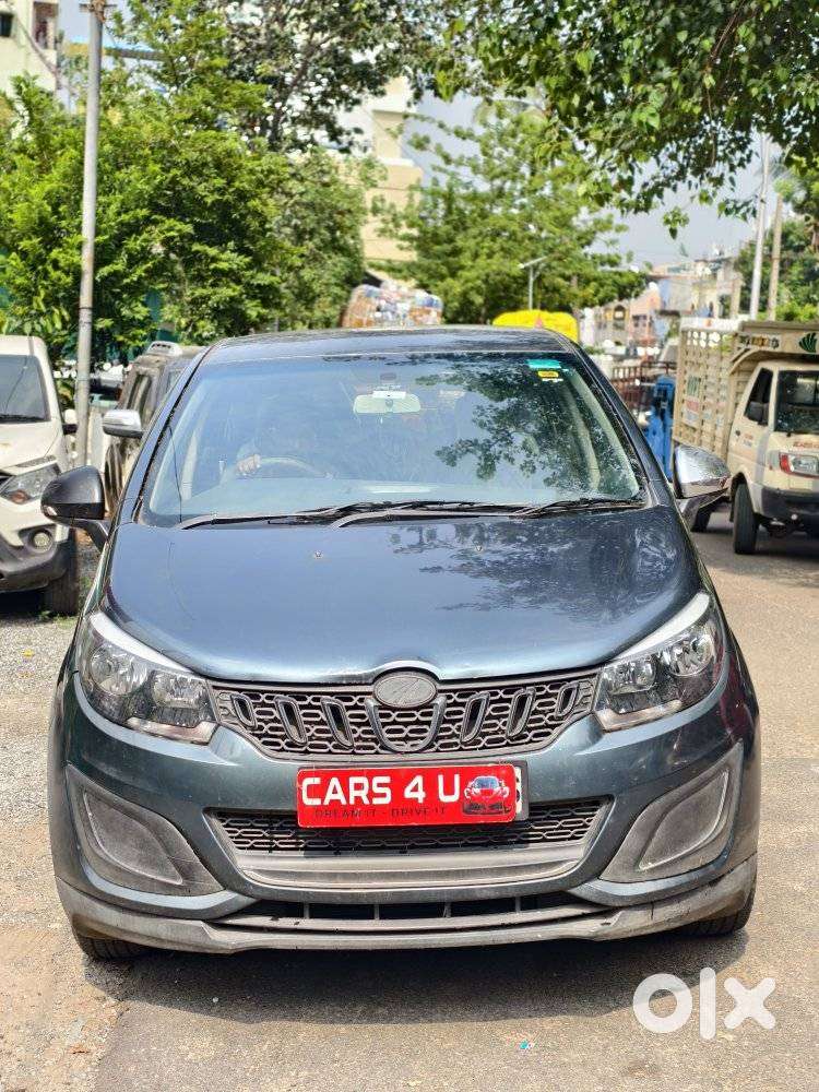 Mahindra Marazzo M2, 2019