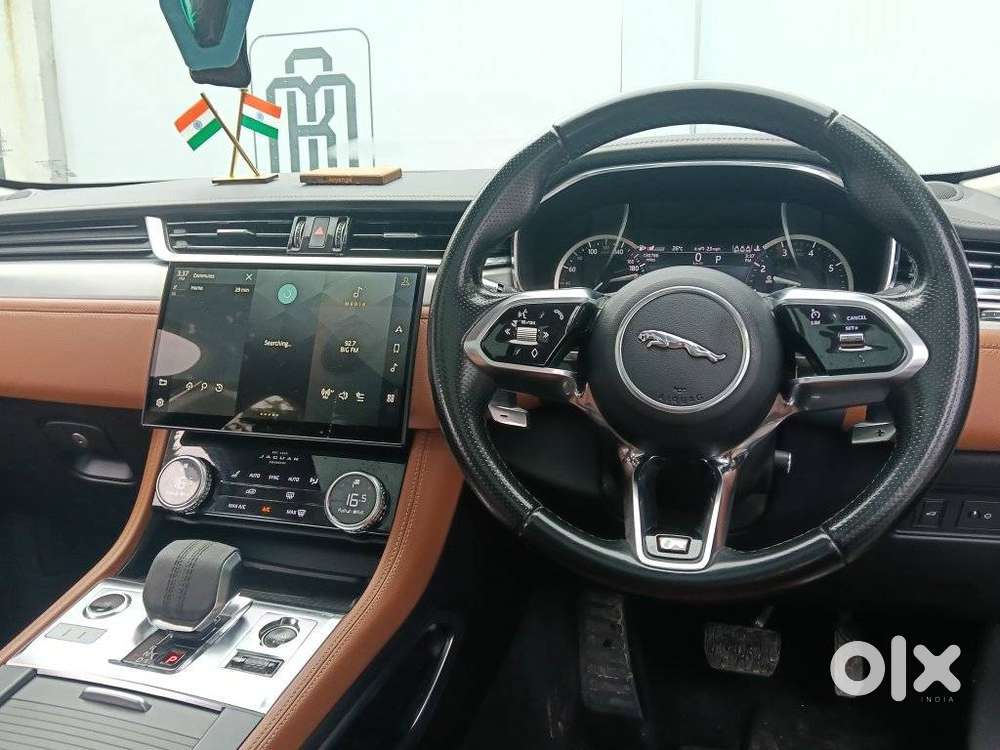 Jaguar F-pace 2.0 R Dynamic S, 2023, Petrol