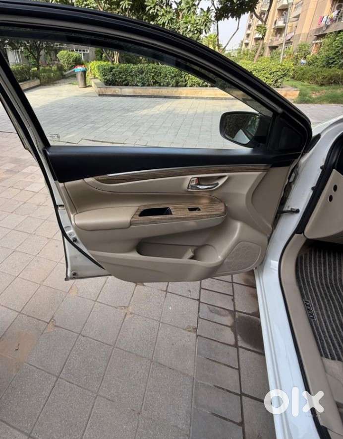 Maruti Suzuki Ciaz Smart Hybrid Alpha , 2022, Petrol