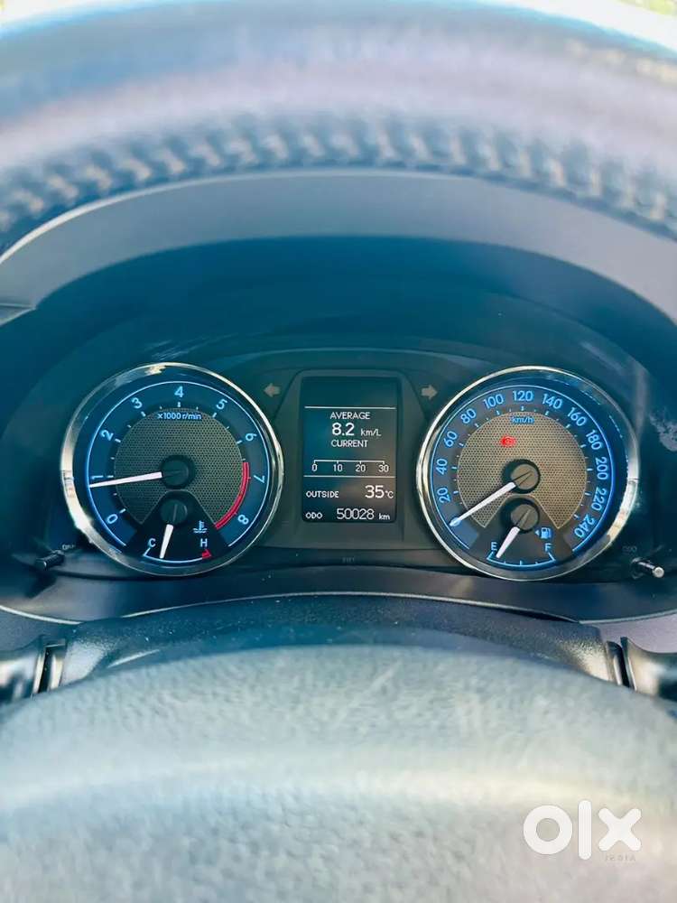 Toyota Corolla Altis 1.8g 2014