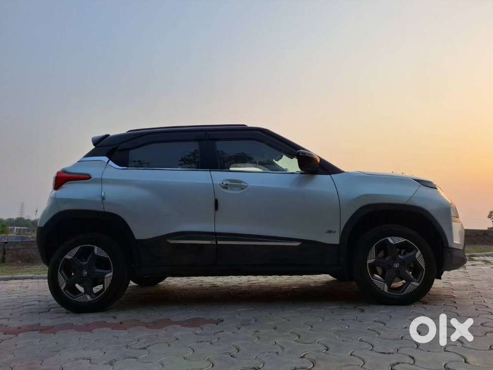 Tata Punch Ev Empowered Plus Lr, 2024, Electric