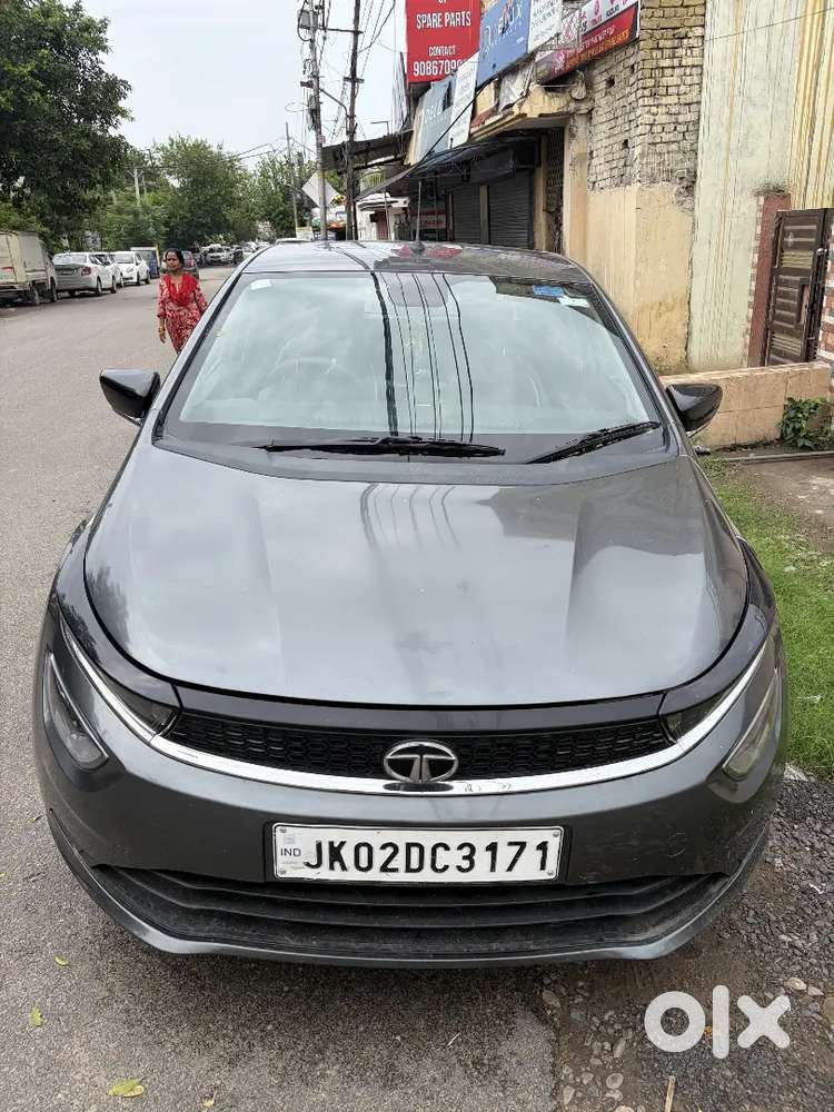 Tata Altroz Petrol Manual 2023 Variant