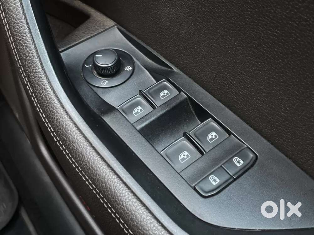 Skoda Superb 2.0 L&k Tsi At, 2021, Petrol