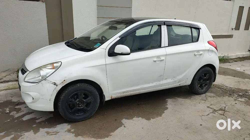 Hyundai I20 Spotz 2010 Petrol