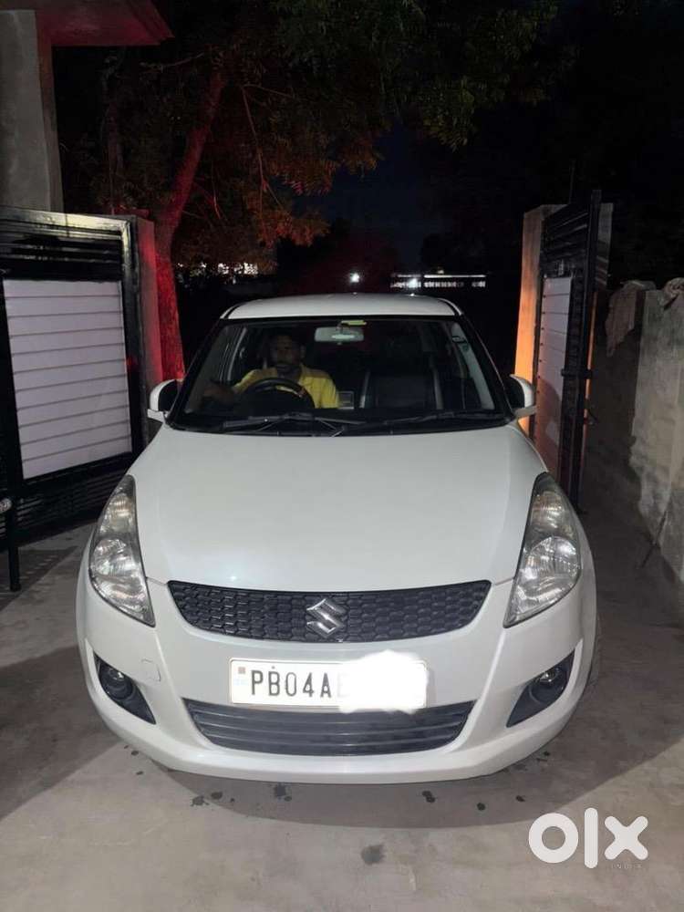 Maruti Suzuki Swift 2012 Diesel 88000 Km Driven