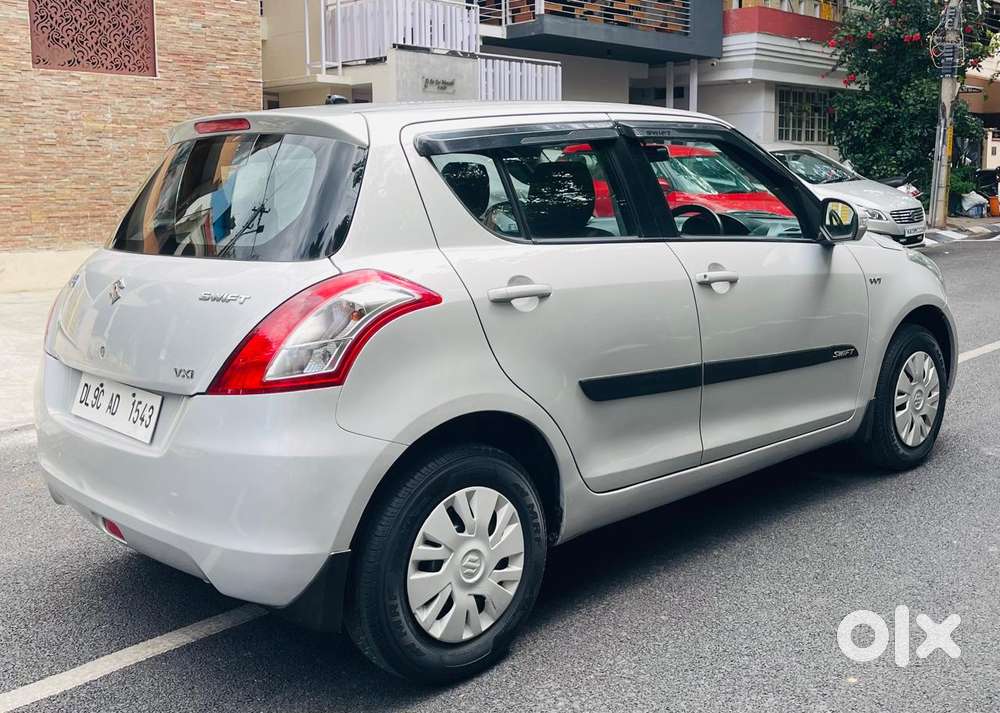Maruti Suzuki Swift Vxi 1.2 Abs Bs-iv, 2012, Petrol