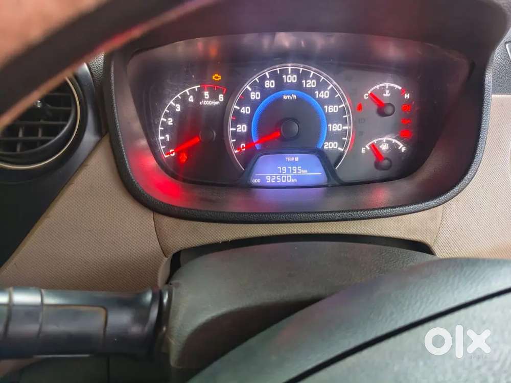 Hyundai Grand I10 Sportz November 2015 Diesel