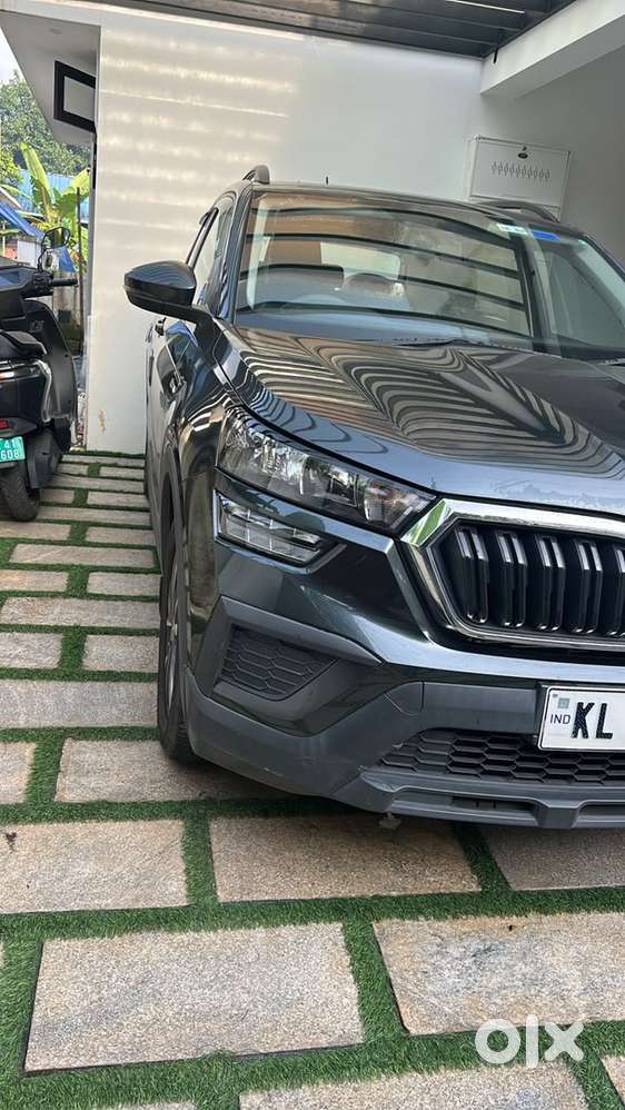 Skoda Kushaq Petrol 2024 October