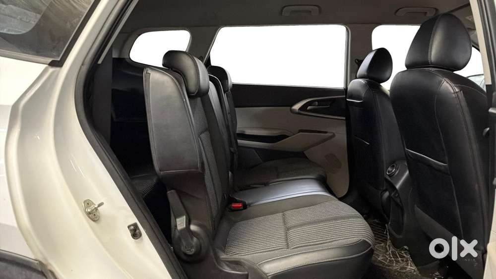 Kia Carens 1.5 Prestige 7 Str, 2022, Petrol