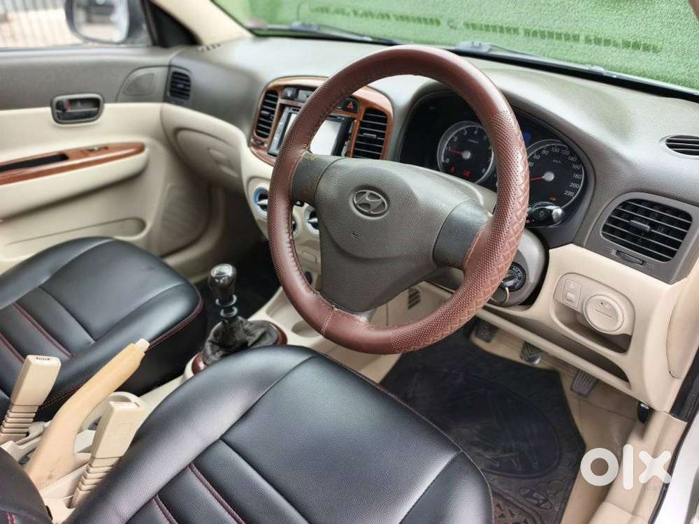Hyundai Verna, 2010, Petrol