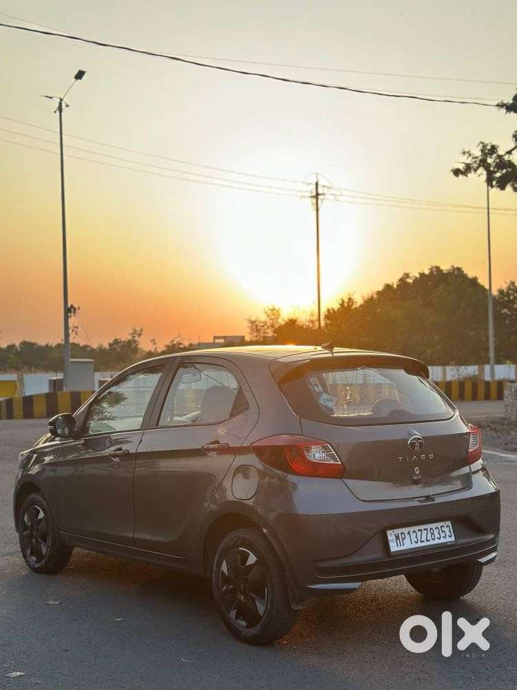 Tata Tiago 1.2 Revotron Xt Cng, 2025, Cng & Hybrids