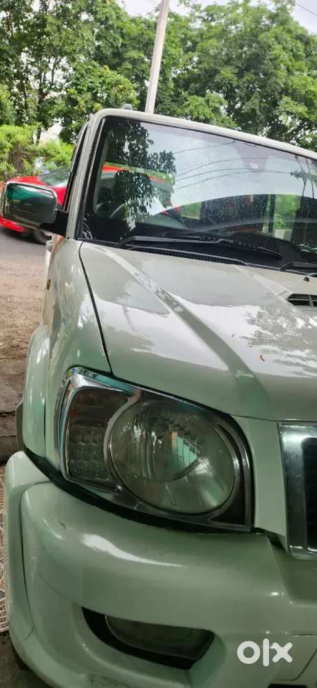 Mahindra Scorpio 2013