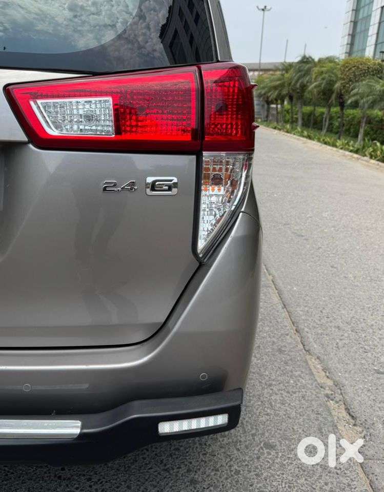 Toyota Innova Crysta 2.4 G Mt 7 Str, 2021, Diesel