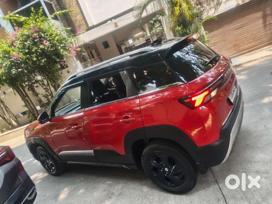 Maruti Suzuki Brezza Zxi Plus At, 2022, Petrol