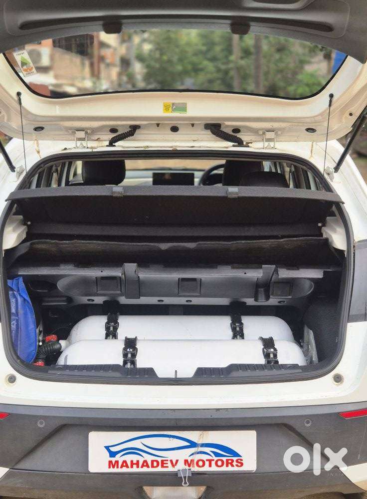 Tata Altroz Creative S, 2025, Cng & Hybrids