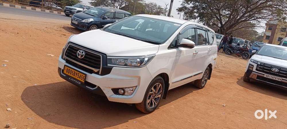 Toyota Innova Crysta 2.4 Gx Mt 8s, 2025, Diesel