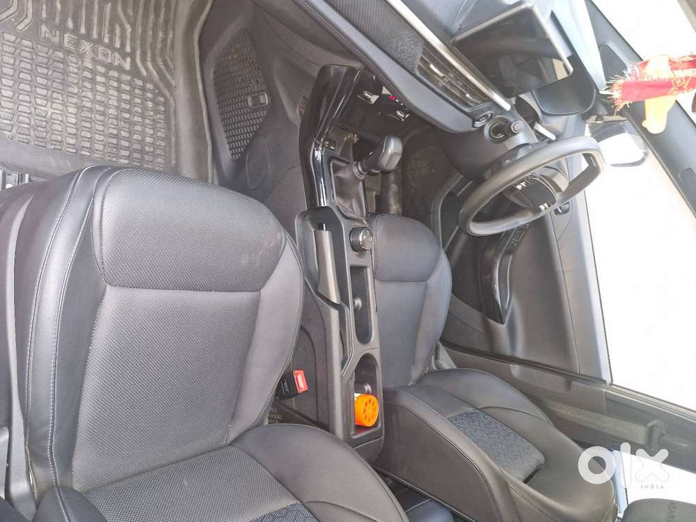 Tata Nexon Black  Manual  Clean Interior  Well-maintained Family Ca
