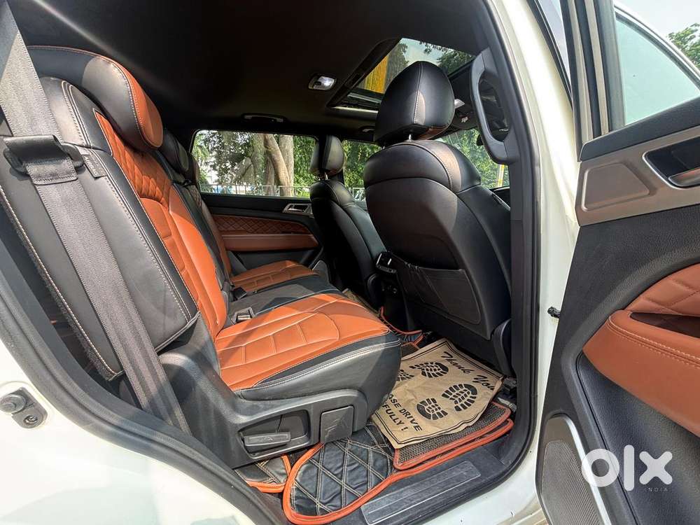 Mahindra Alturas G4 4wd At, 2019, Diesel