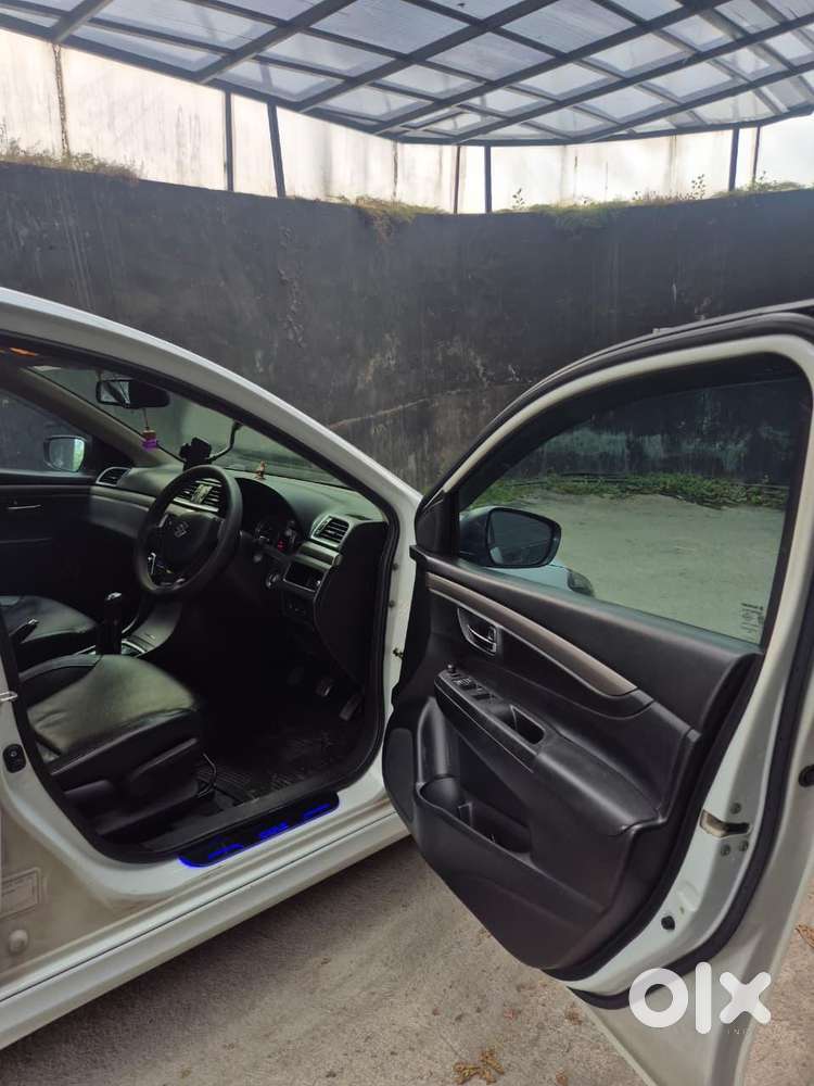 Maruti Suzuki Ciaz 1.5 Delta Shvs Mt, 2016, Diesel