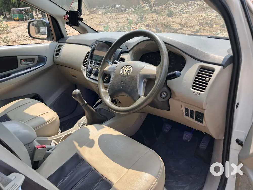 Toyota Innova 2.5g