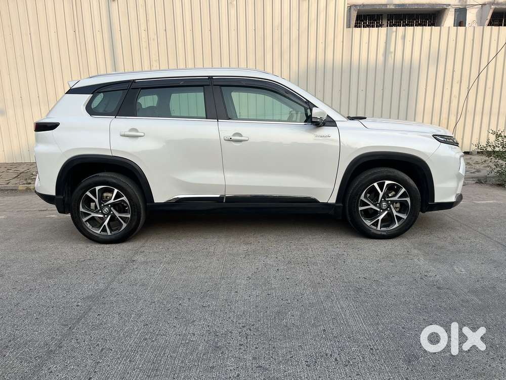 Toyota Urban Cruiser Hyryder 1.5 V Hybrid, 2023, Petrol