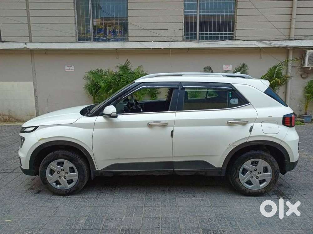 Hyundai Venue Sx, 2022, Petrol