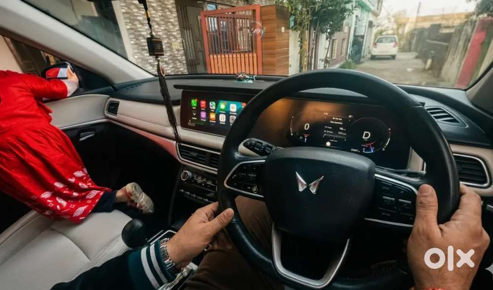 Mahindra Xuv700 2023 Petrol 26000 Km Driven