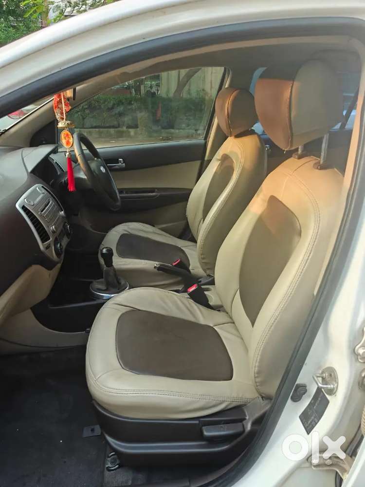 Hyundai I20 Magna 2011 Car