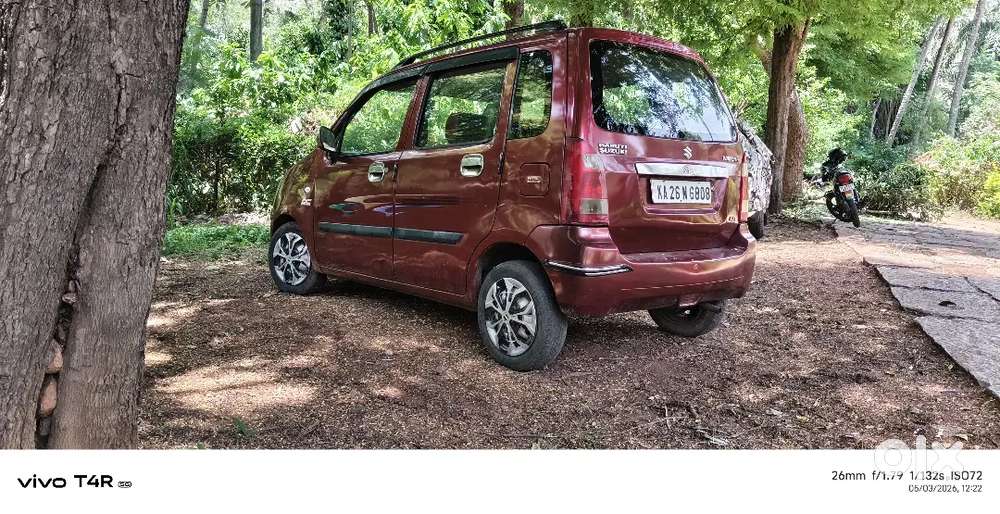 Power Steering. And Ac.. And Remote Centre Lock