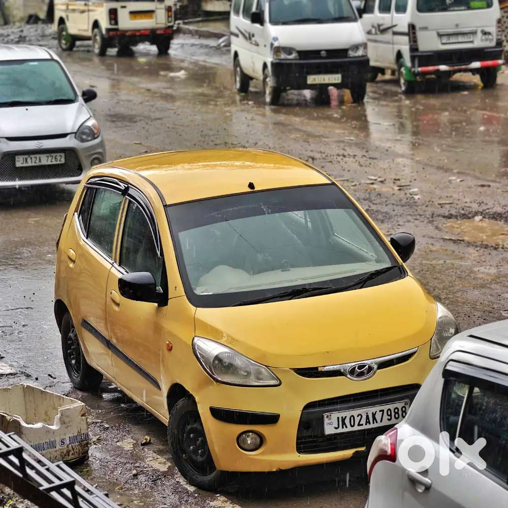 Hyundai Grand I10 Magna 2011 Car