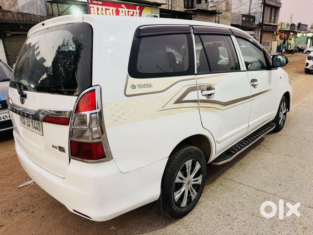 Toyota Innova 2.5 G (diesel) 8 Seater, 2013, Diesel