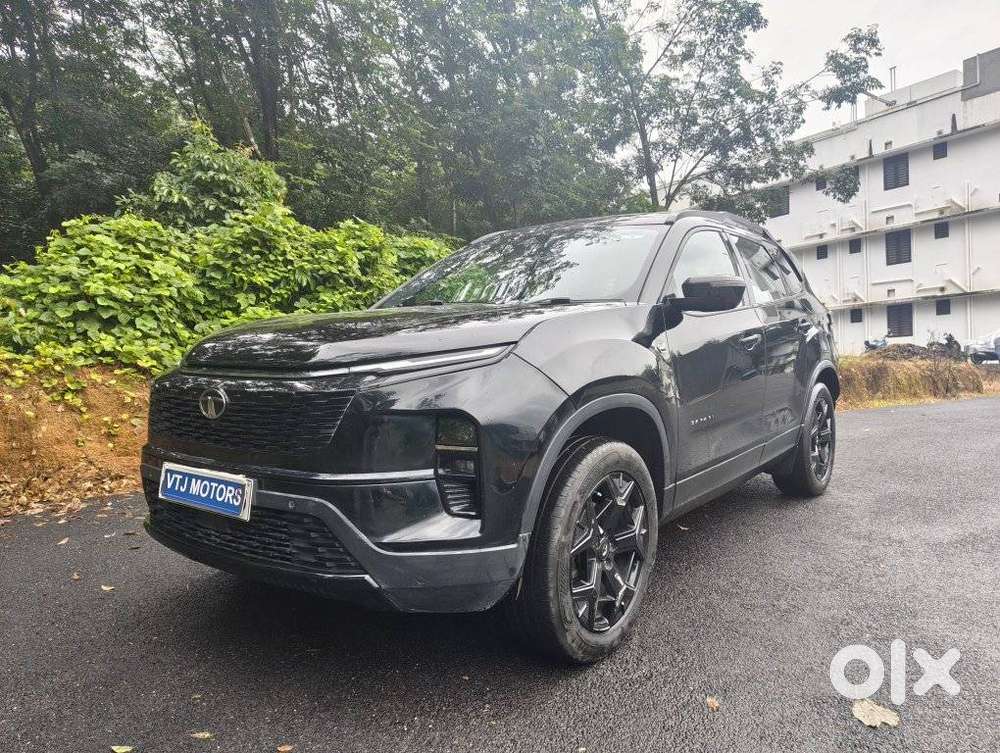 Tata Safari Accomplished Plus Dark Edition At, 2023, Diesel