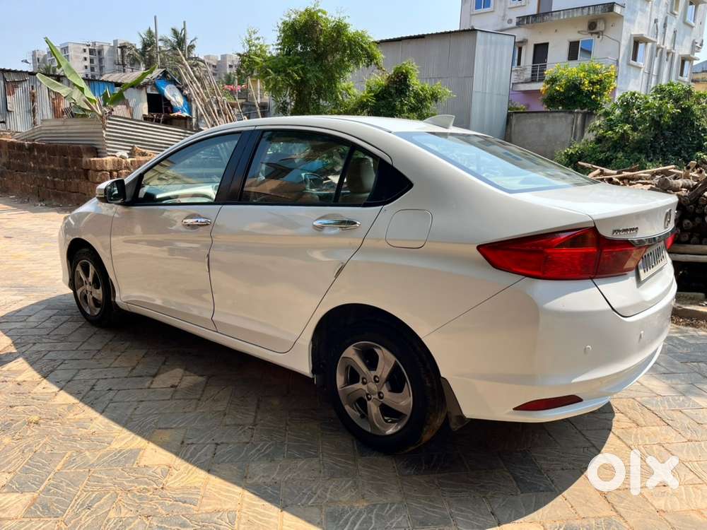 Honda City Petrol Top End Sun Roof