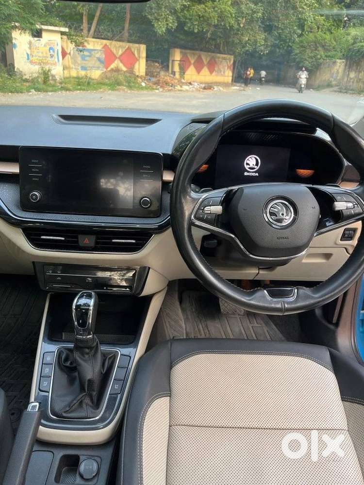 Skoda Slavia 1.0 Tsi Style At, 2022, Petrol