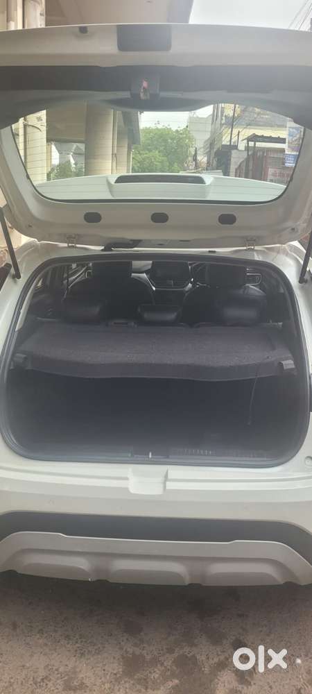 Maruti Suzuki Fronx Delta 1.2l Ags, 2023, Petrol