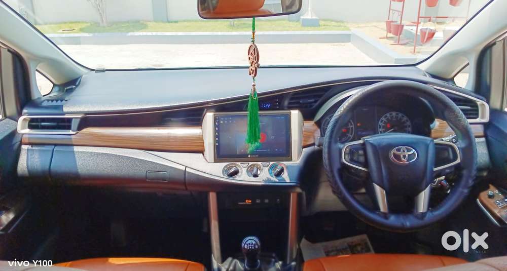 Toyota Innova Crysta [2020-ongoing] 2.4 Gx 8 Str, 2023, Diesel