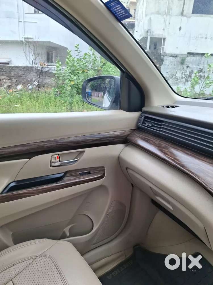 Maruti Suzuki Ertiga 1.5 Vxi, 2022, Petrol