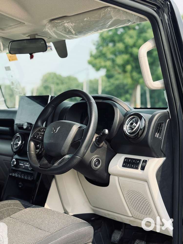 Mahindra Thar Roxx Mx1 Diesel Mt 2wd, 2025, Diesel